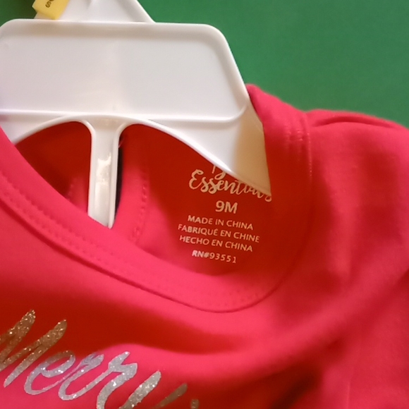 Baby Essentials 2 piece red Christmas set. 9 mths NWT - Picture 8 of 8